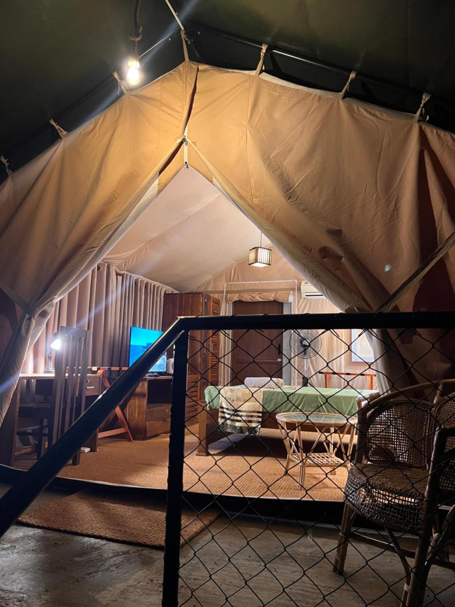 Hotel At One - Glamping à Rekawa Extérieur photo