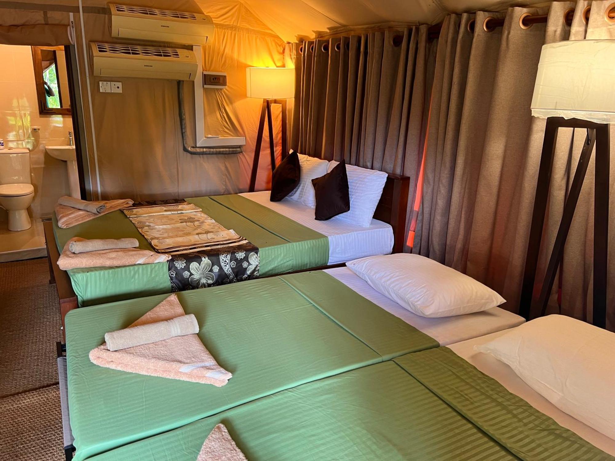 Hotel At One - Glamping à Rekawa Extérieur photo